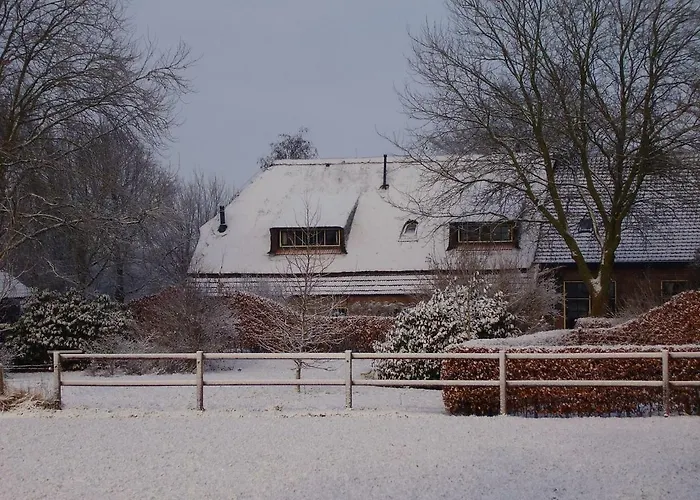 Semesterbostad De Hoeve